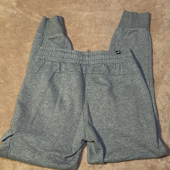 Puma Heather Gray Sweatpants - Picture 3 of 4